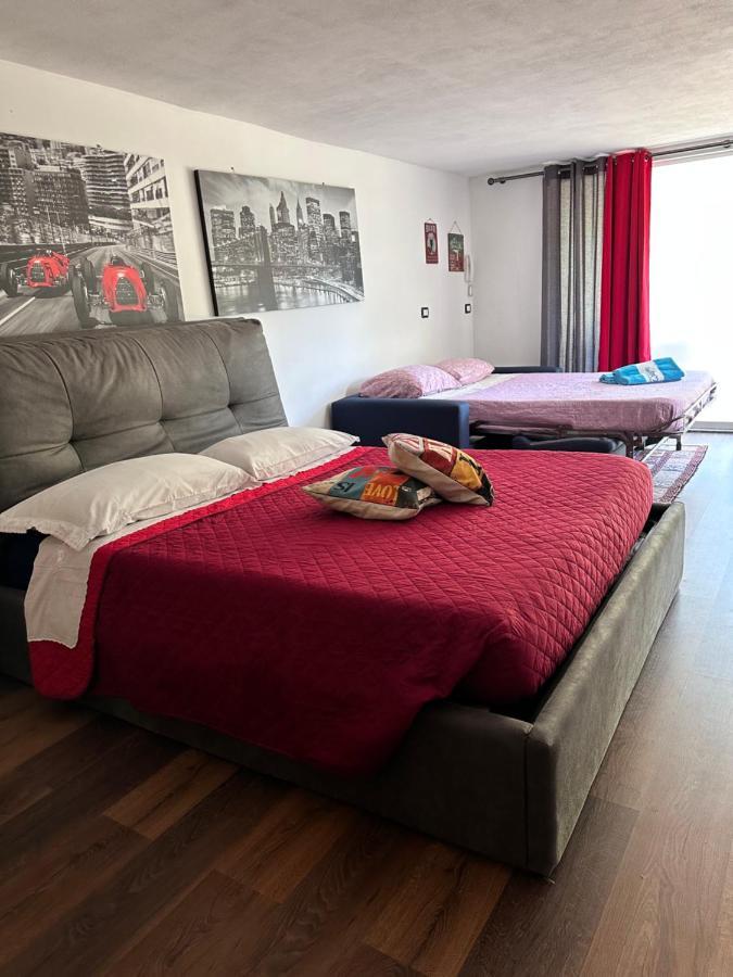 Zoe Apartment Besano Buitenkant foto